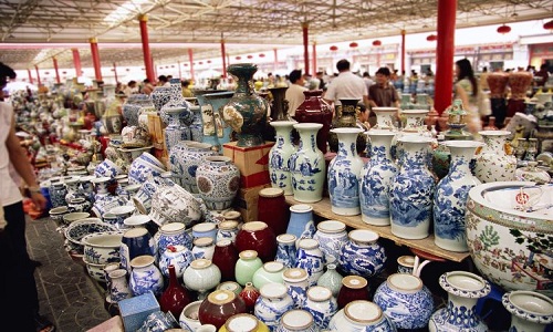 Porcelain-And- Ceramics-Section